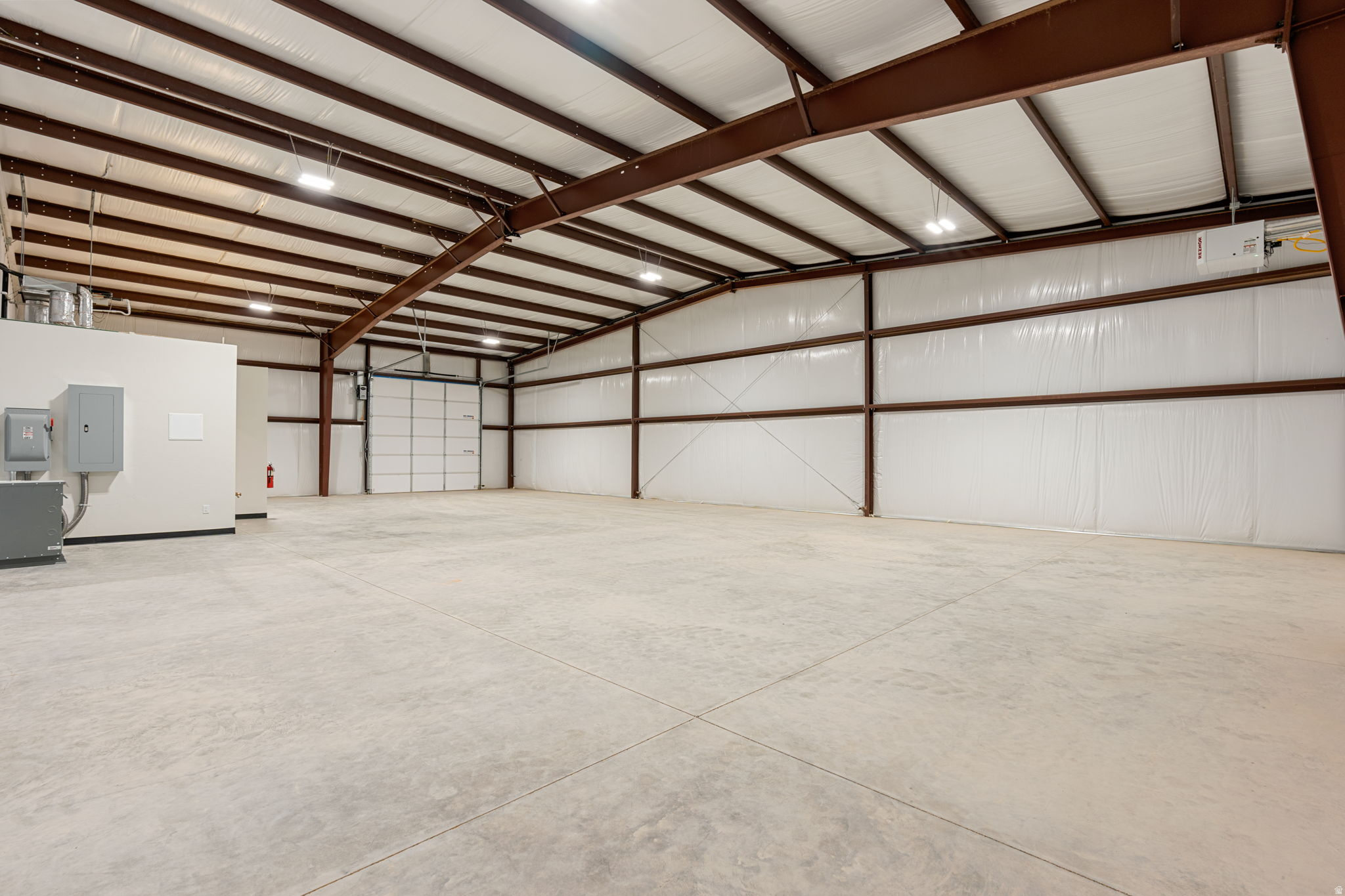 COAL CREEK INDUSTRIAL - Commercial Lease