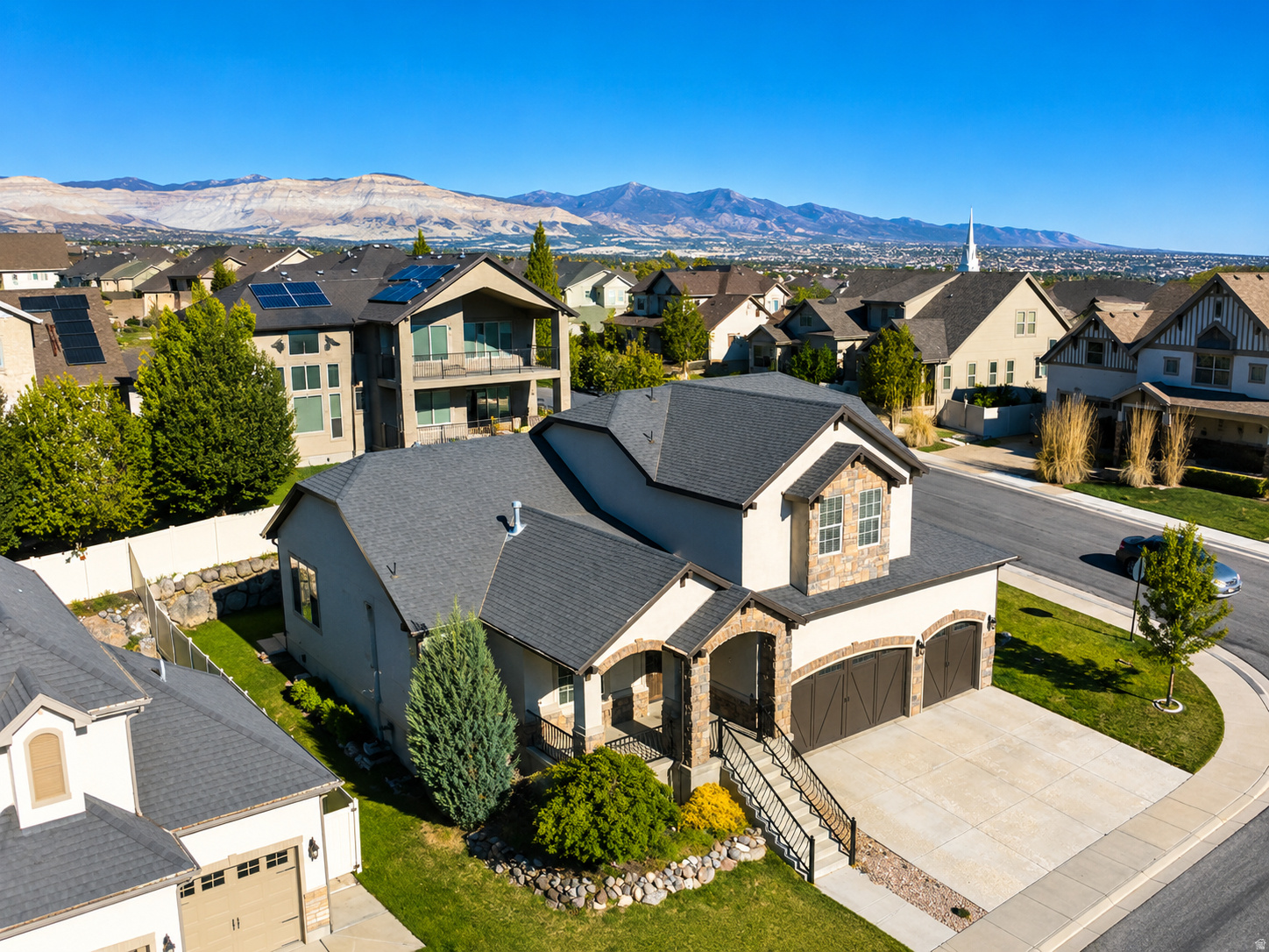 JUNIPER POINT - Residential
