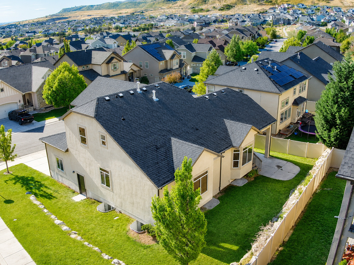 JUNIPER POINT - Residential