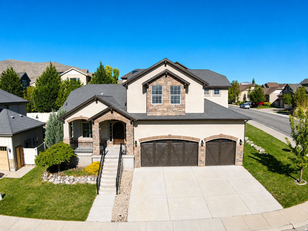 Photo of 14644 S ALPINE VIEW DR, Herriman, UT 84096 (MLS # 2156428)