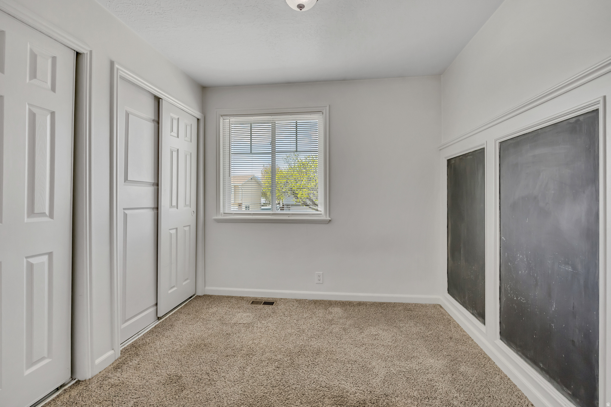 OQUIRRH SHADOWS - Residential