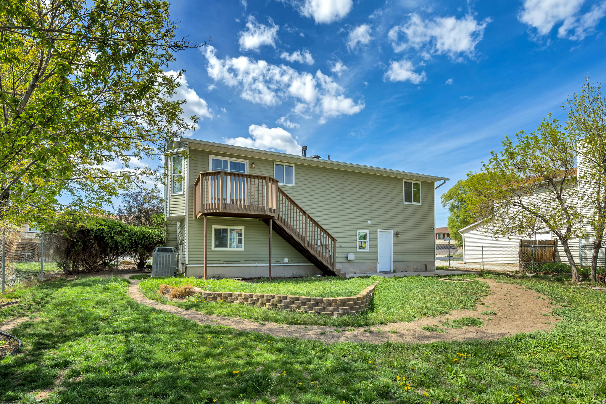 OQUIRRH SHADOWS - Residential
