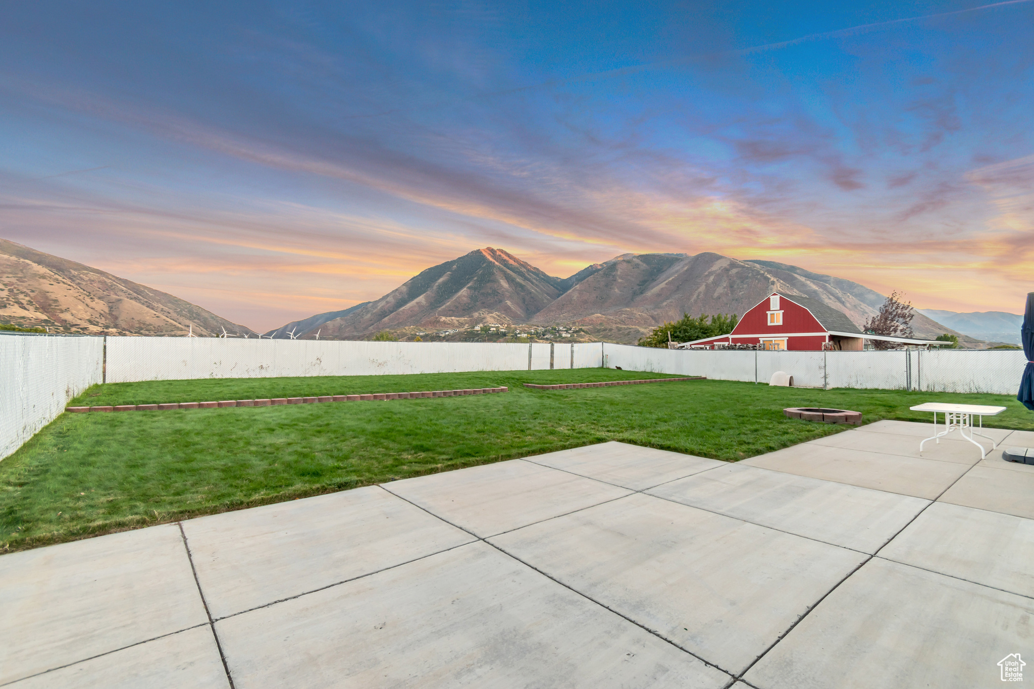 CANYON RIDGE ESTATE - Residential