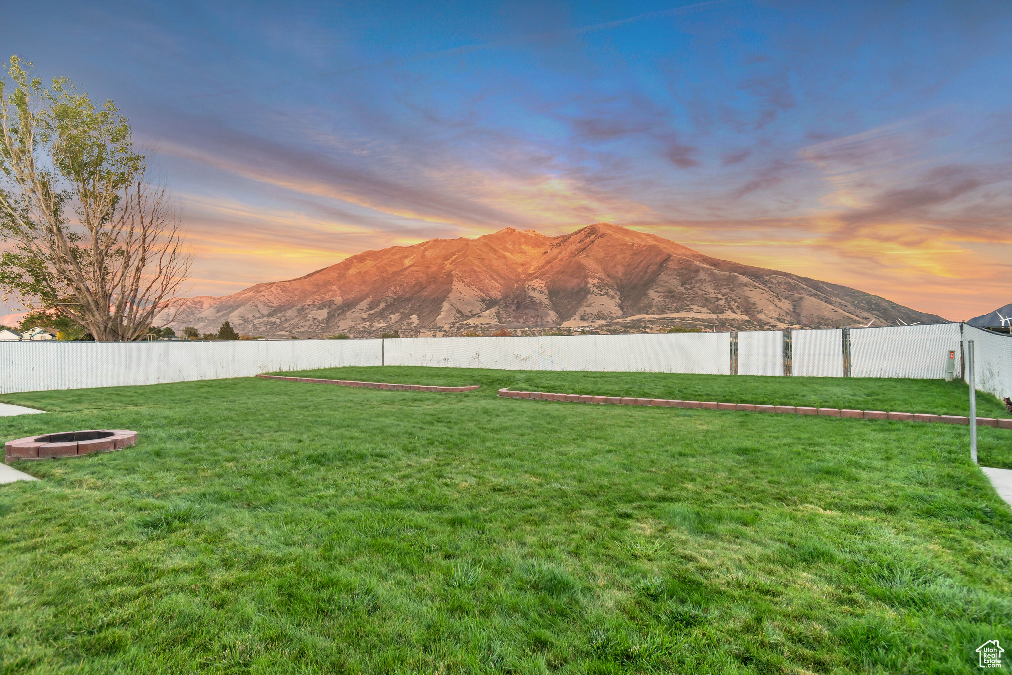 CANYON RIDGE ESTATE - Residential