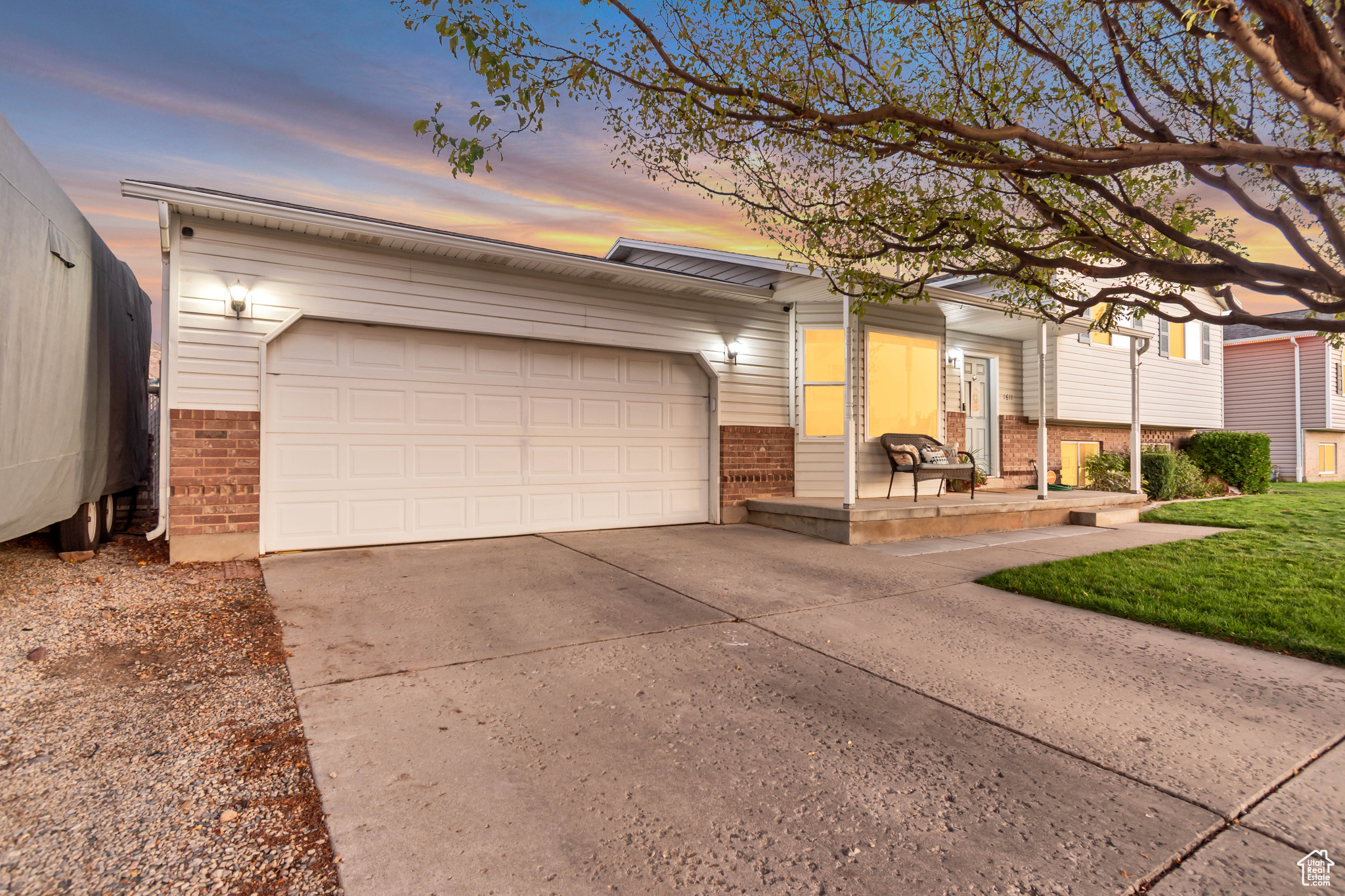 CANYON RIDGE ESTATE - Residential