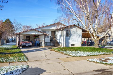 Photo of 3675 PORTER AVE, South Ogden, UT 84403 (MLS # 2125651)