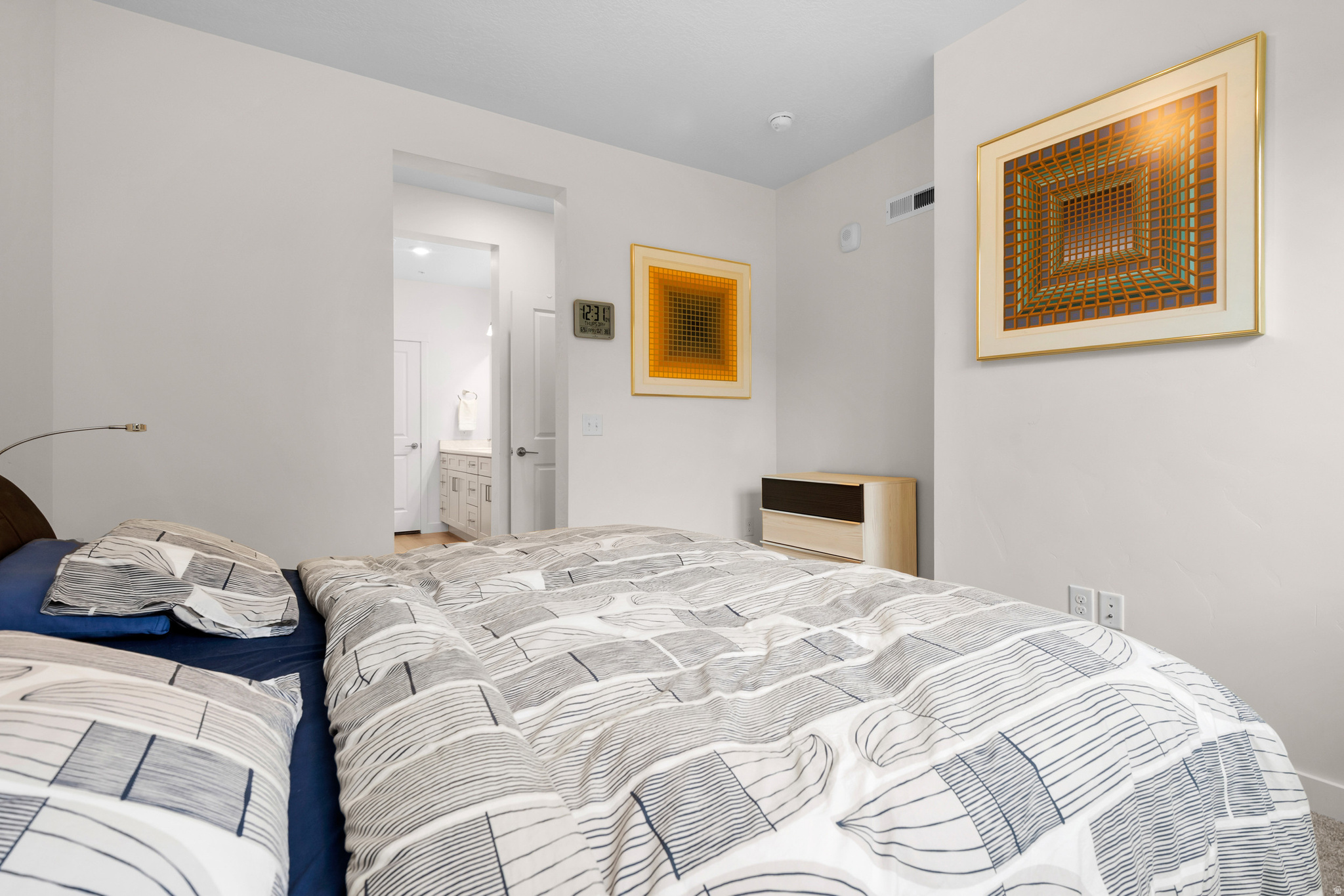 JORDAN  HEIGHTS - Residential