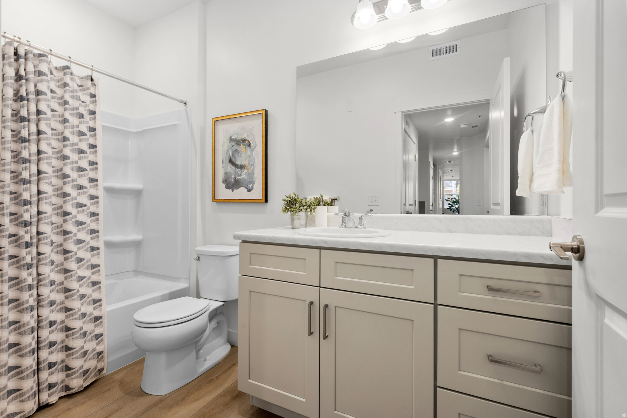 JORDAN  HEIGHTS - Residential