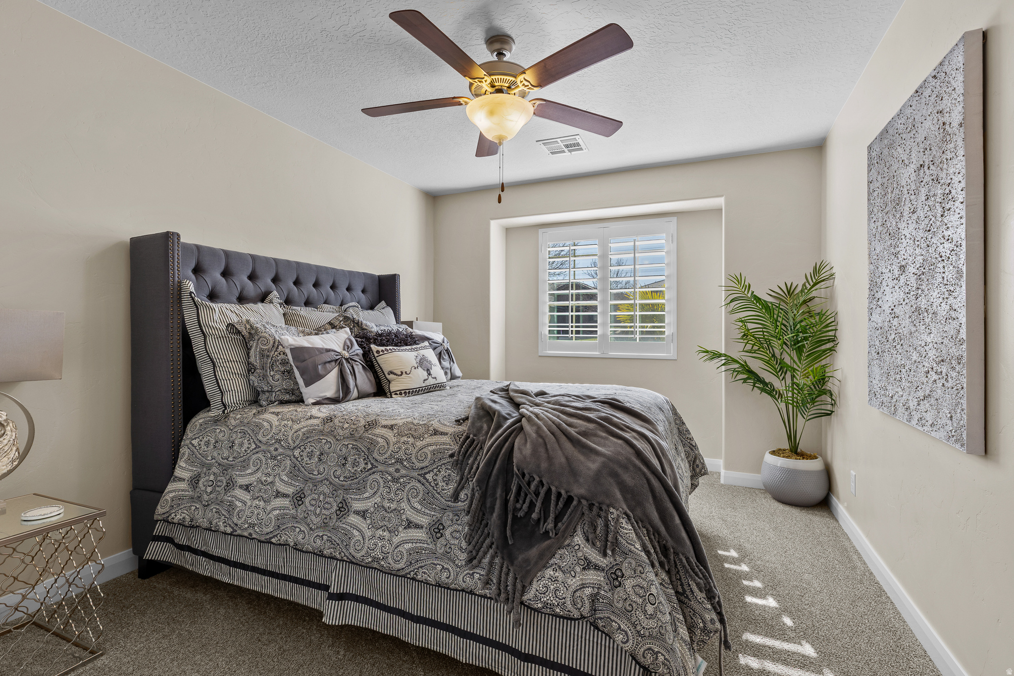 RIVERSTONE - Residential