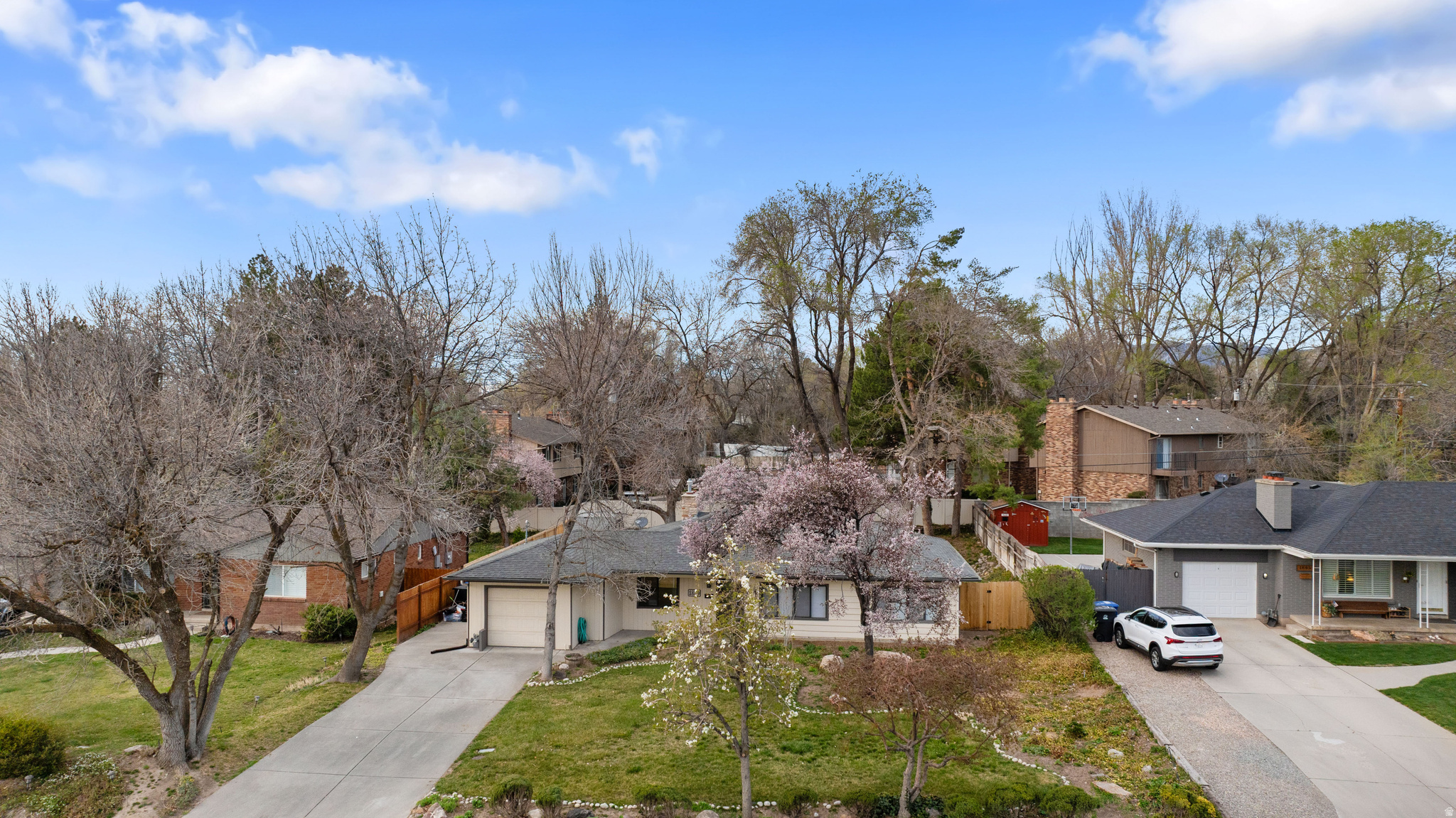 HOLLADAY ACRES - Residential