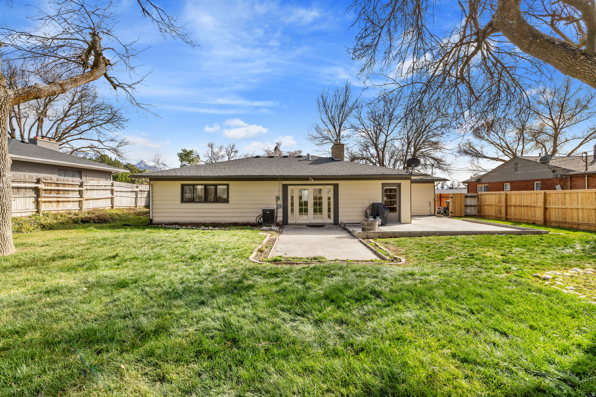 HOLLADAY ACRES - Residential