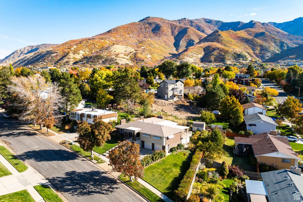 Photo of 5104 SHAWNEE LN, Ogden, UT 84403 (MLS # 2119502)