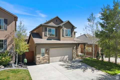 Photo of 16047 S TIMBER BROOK DR, Draper, UT 84020 (MLS # 2114021)