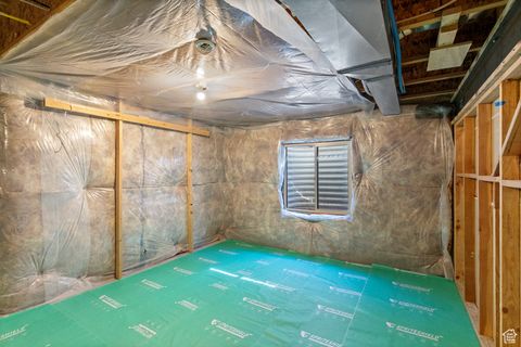 Tiny photo for 16047 S TIMBER BROOK DR, Draper, UT 84020 (MLS # 2114021)