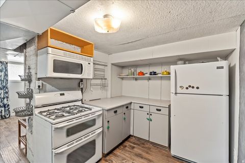 Tiny photo for 670 E 400 S, Payson, UT 84651 (MLS # 2126261)