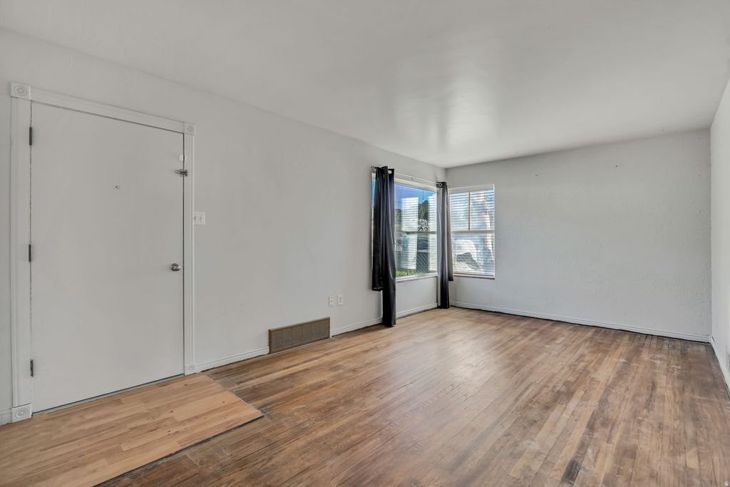 Photo of 3987 S 2275 W, Roy, UT 84067 (MLS # 2154360)