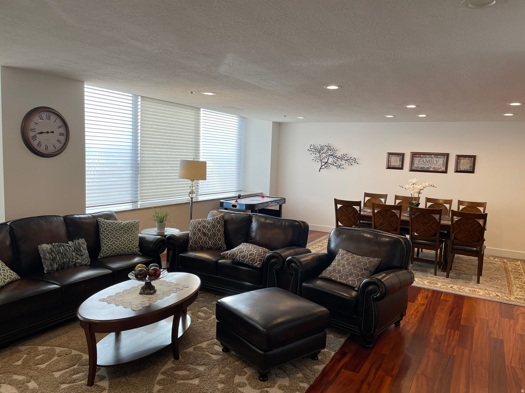 AMERICAN TOWERS - Residential