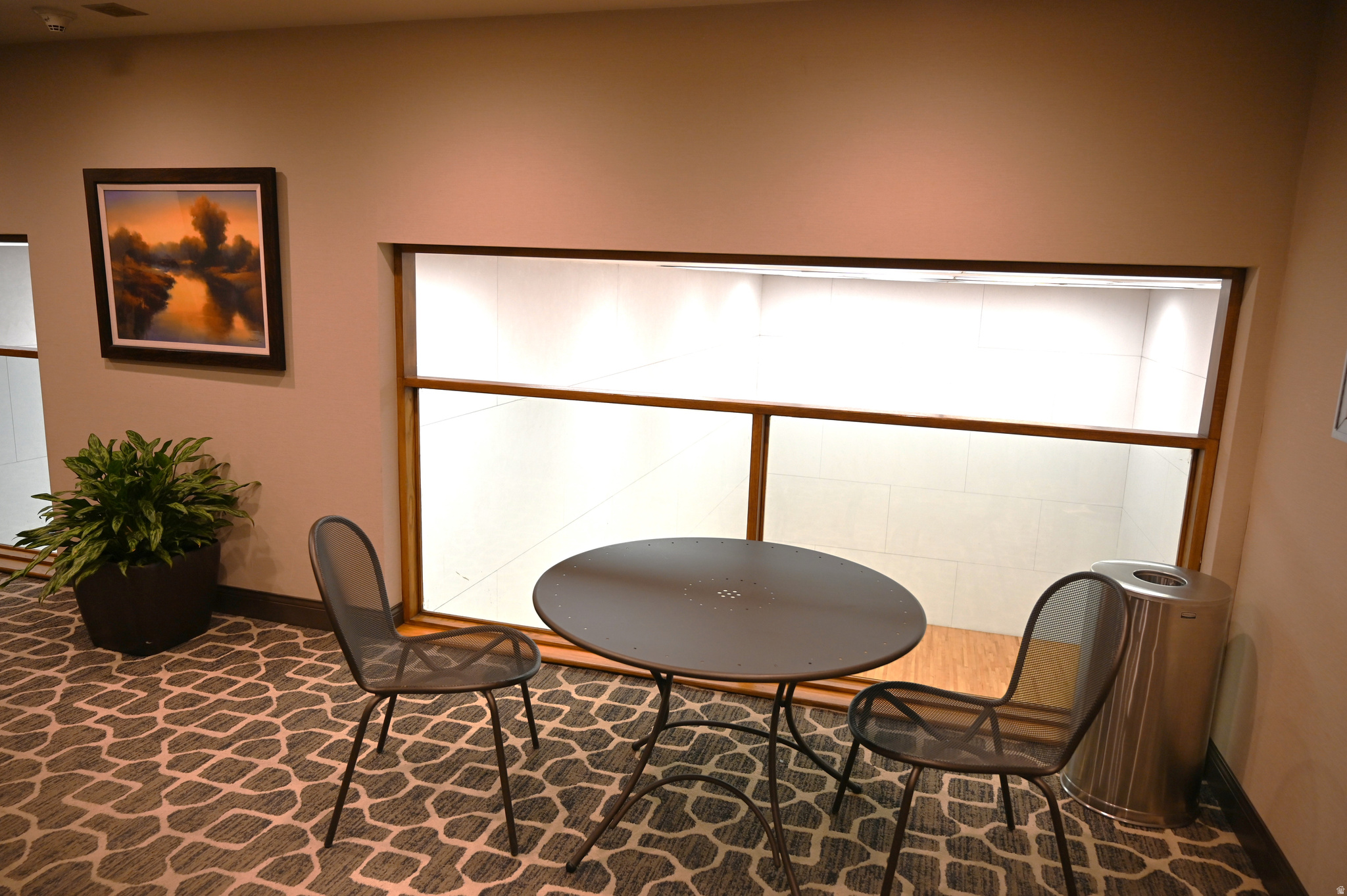 AMERICAN TOWERS - Residential