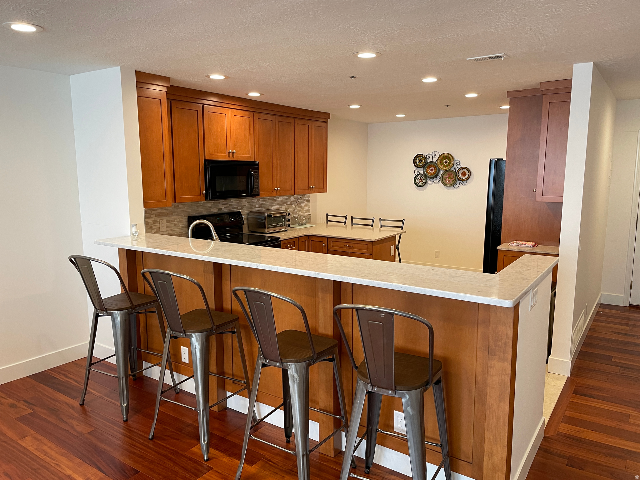 AMERICAN TOWERS - Residential