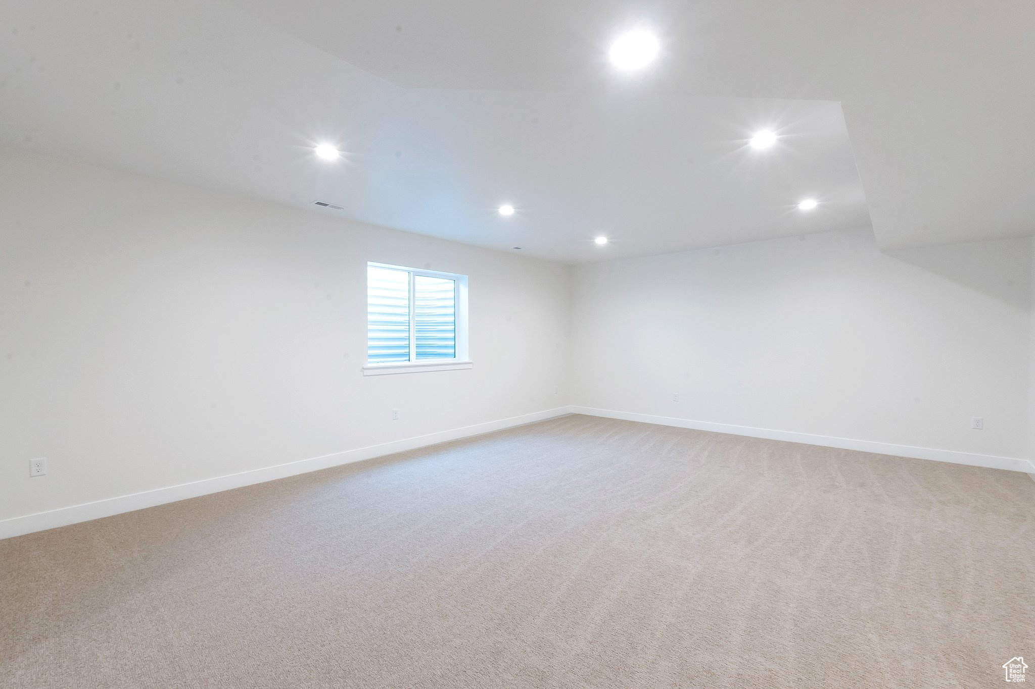 BLOSSOM HILL - Residential