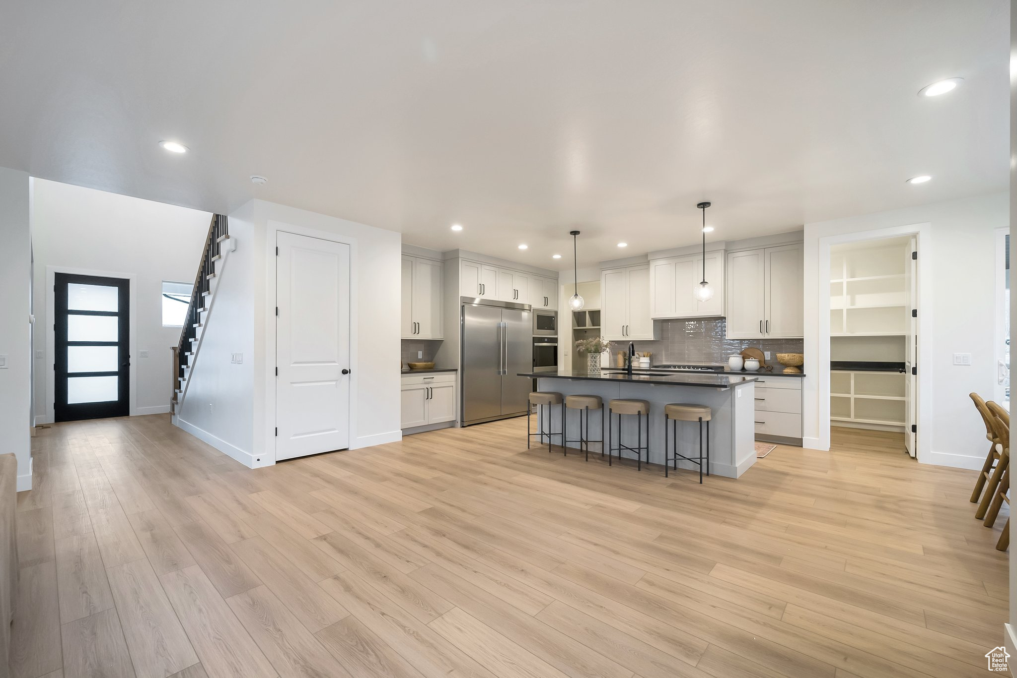 BLOSSOM HILL - Residential
