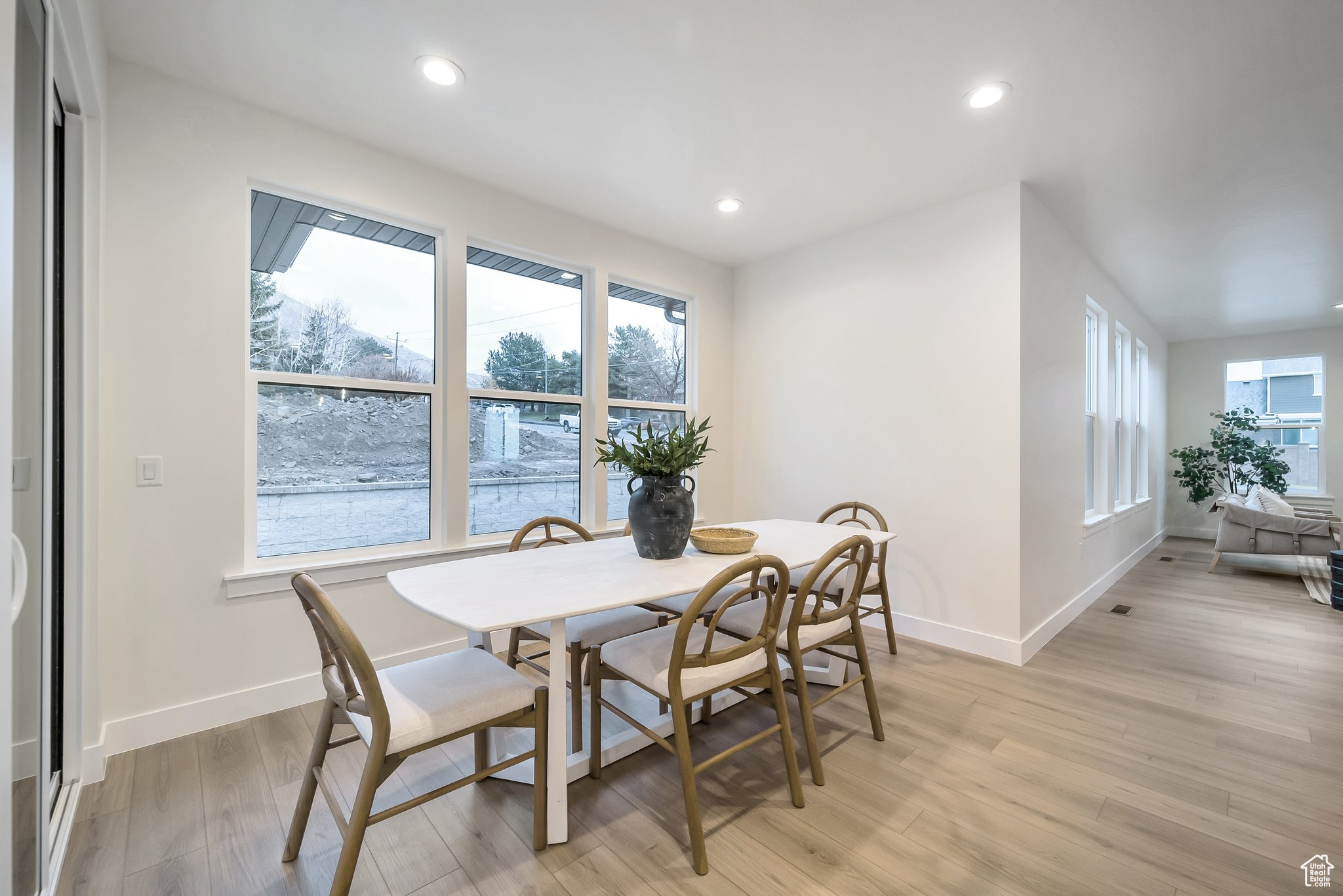 BLOSSOM HILL - Residential