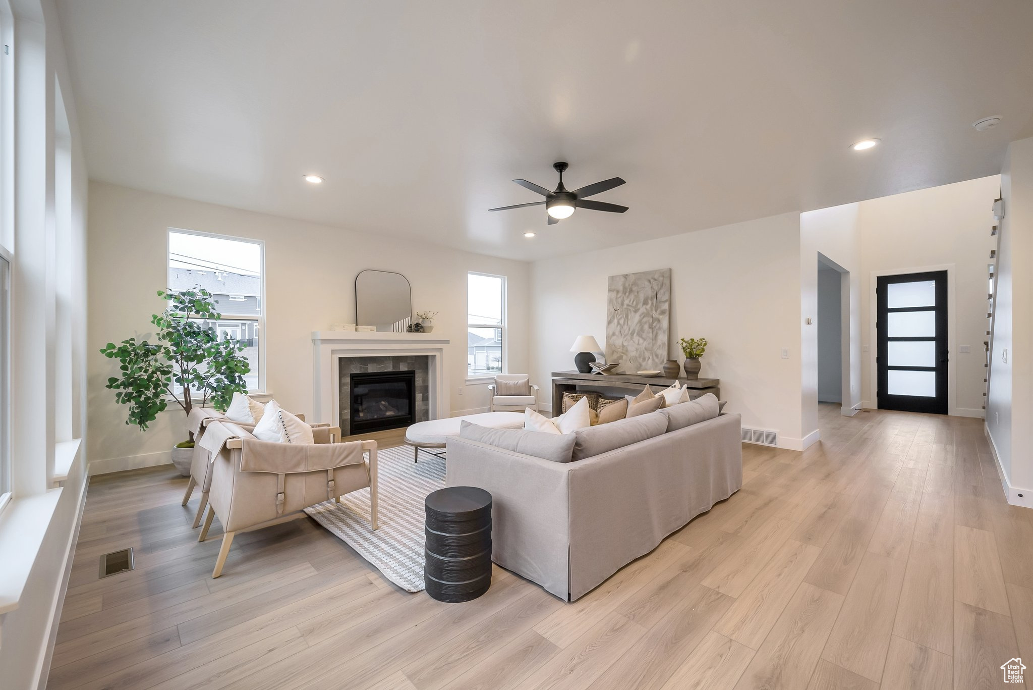 BLOSSOM HILL - Residential