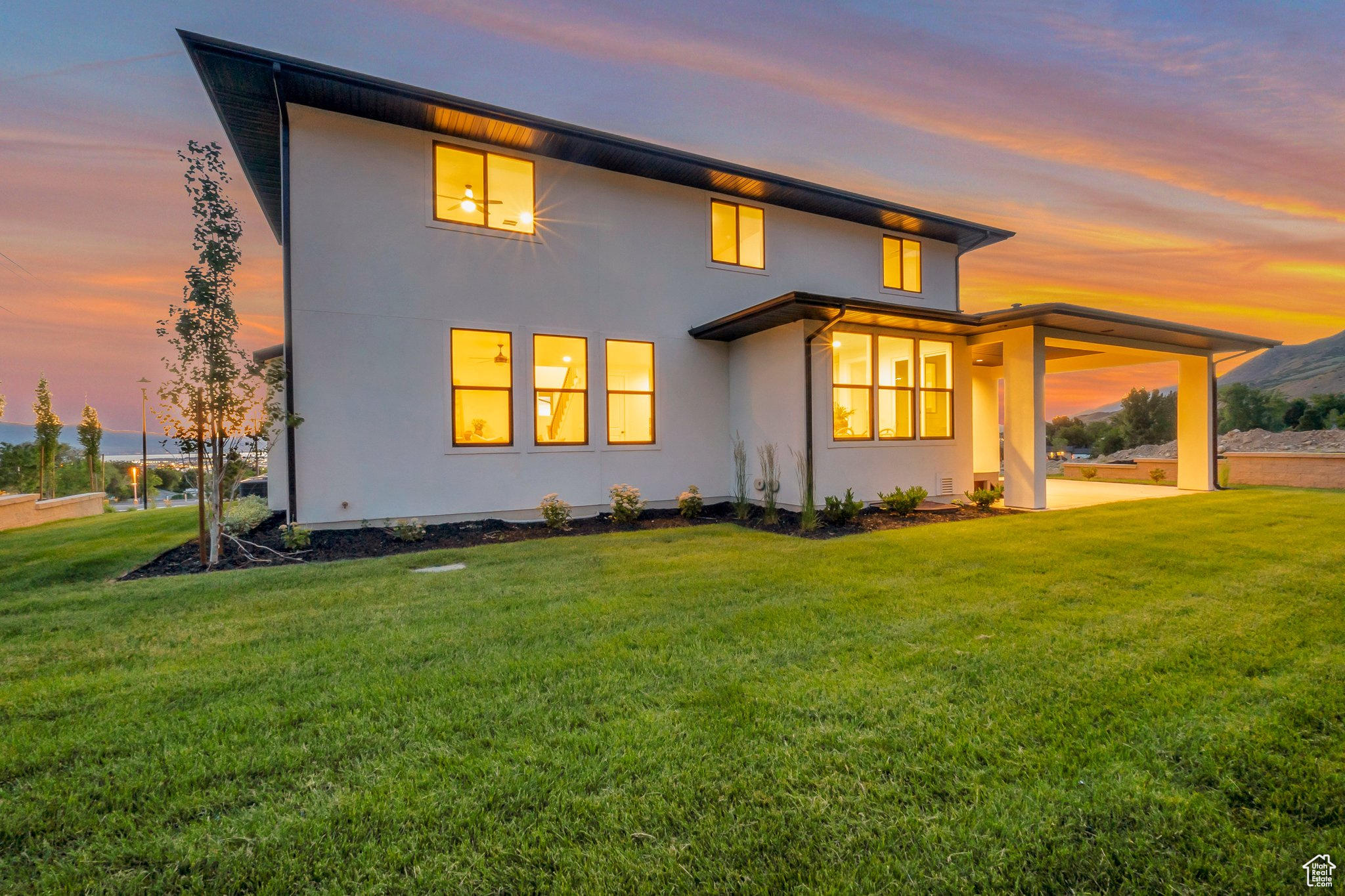 BLOSSOM HILL - Residential
