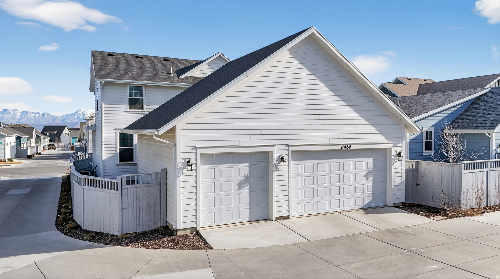 DAYBREAK - Residential