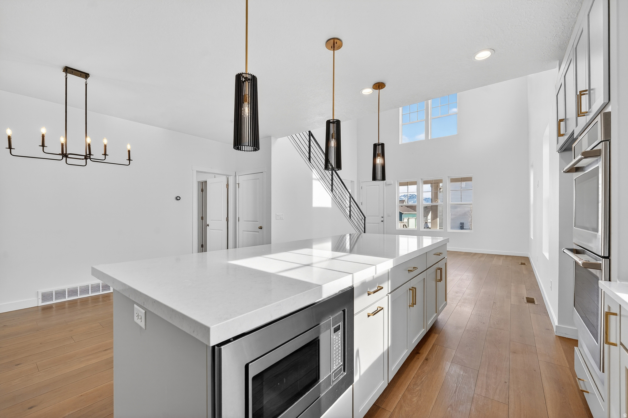 DAYBREAK - Residential