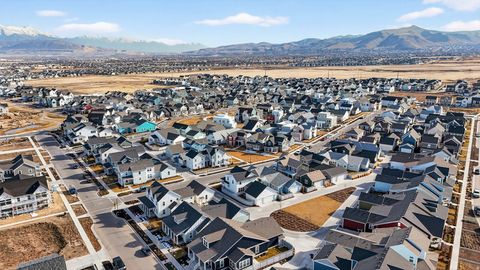 Tiny photo for 11484 S PEBBLE POND RD W, South Jordan, UT 84009 (MLS # 2134790)