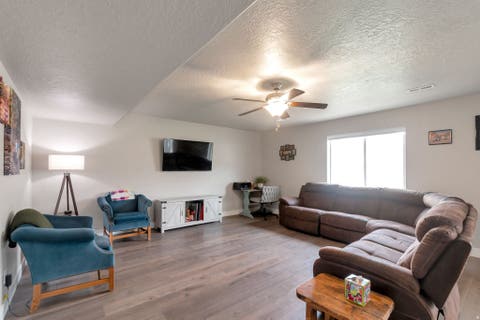 Tiny photo for 242 N 250 E, Salem, UT 84653 (MLS # 2172862)