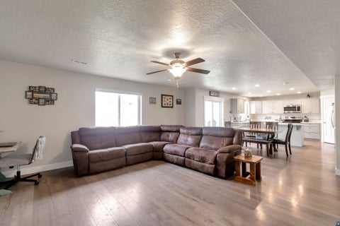 Tiny photo for 242 N 250 E, Salem, UT 84653 (MLS # 2172862)