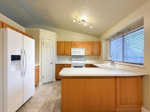 Tiny photo for 1085 N 125 E, Layton, UT 84041 (MLS # 2136699)