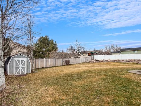 Tiny photo for 1085 N 125 E, Layton, UT 84041 (MLS # 2136699)