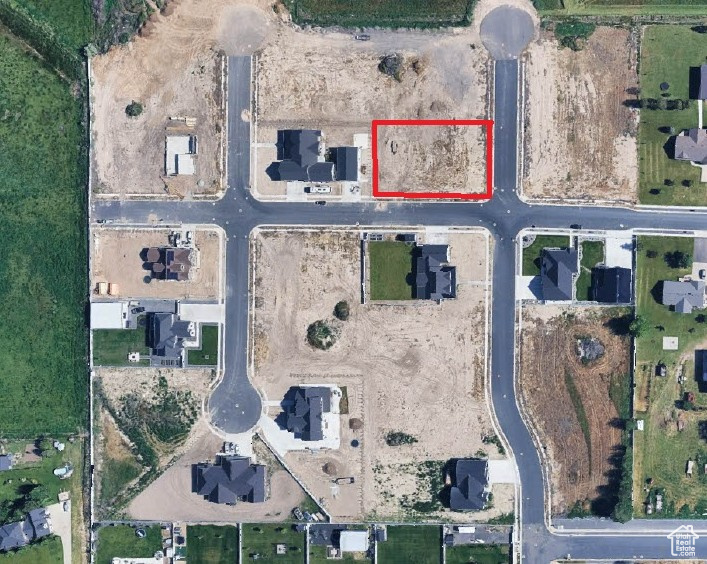 ALEMORA ESTATES - Land