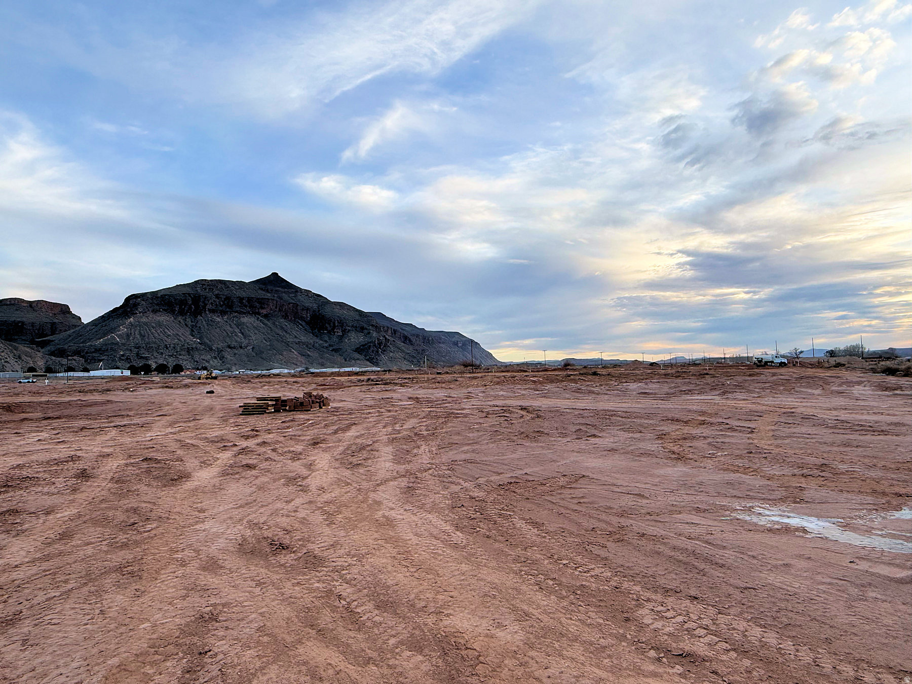 HURRICANE FIELDS ESTATES - Residential