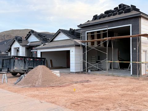 Photo of 995 W 1920 S, Hurricane, UT 84737 (MLS # 2136230)