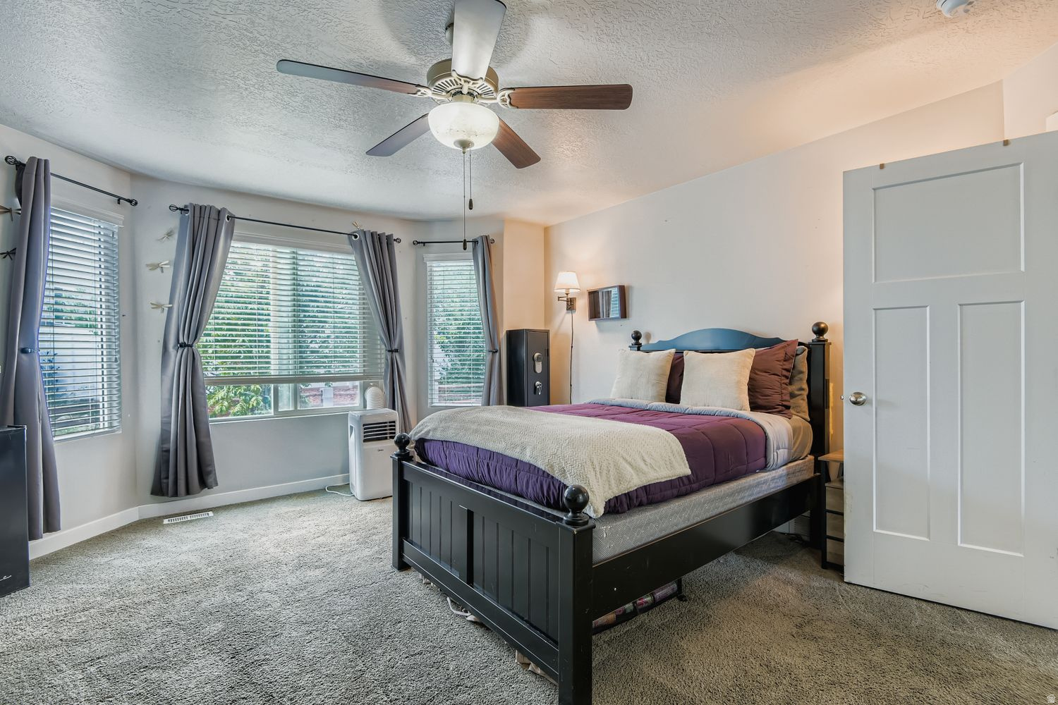 SUNSET HILLS - Residential