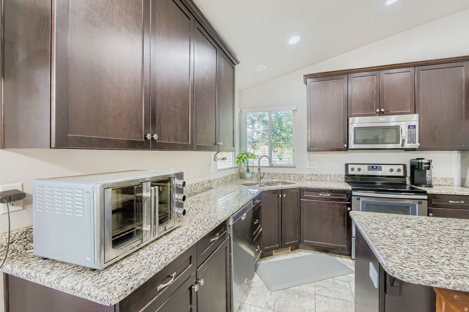 SUNSET HILLS - Residential