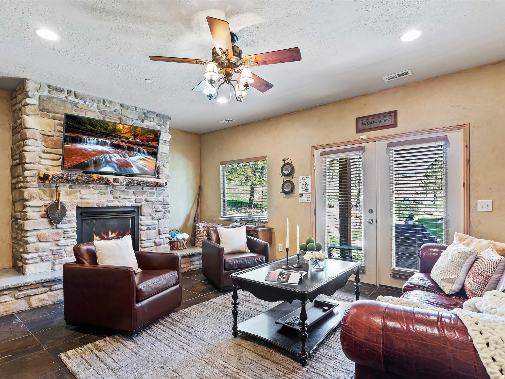 THE CASCADES AT MOOS - Residential