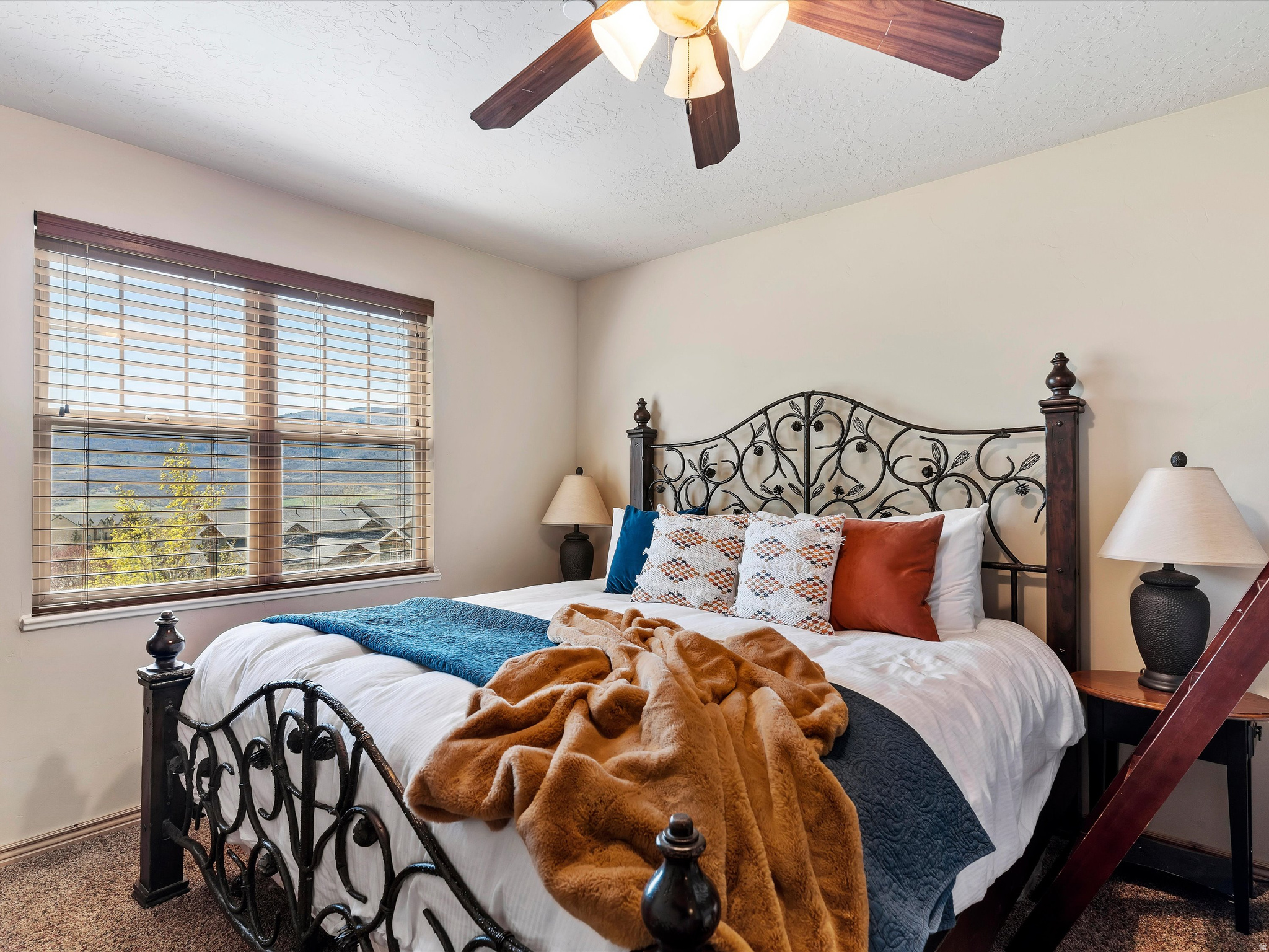 THE CASCADES AT MOOS - Residential