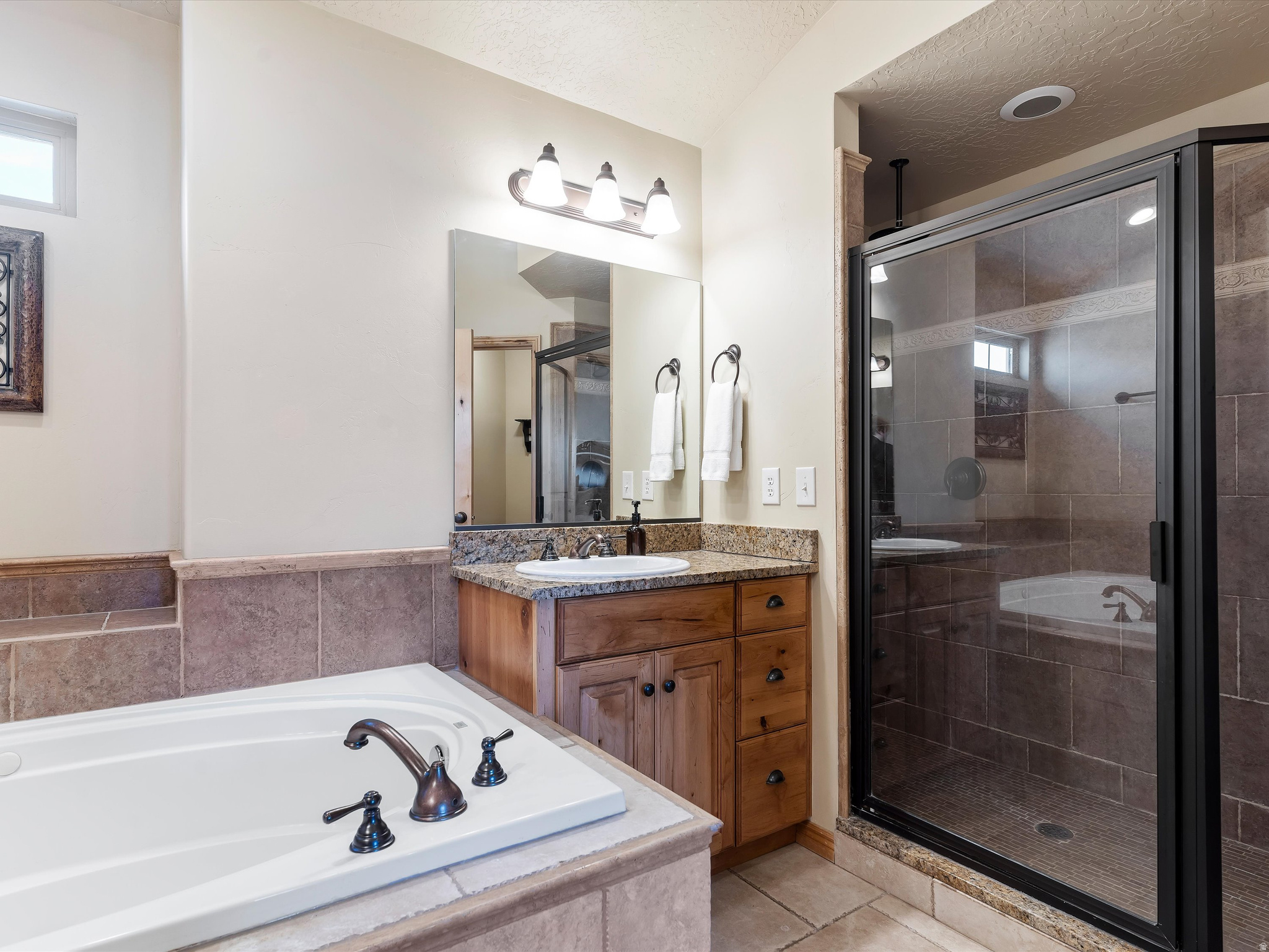 THE CASCADES AT MOOS - Residential