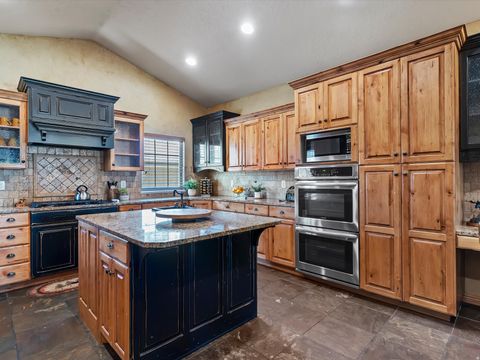 Tiny photo for 5168 E FAIRVIEW LOOP #C606, Eden, UT 84310 (MLS # 2149269)