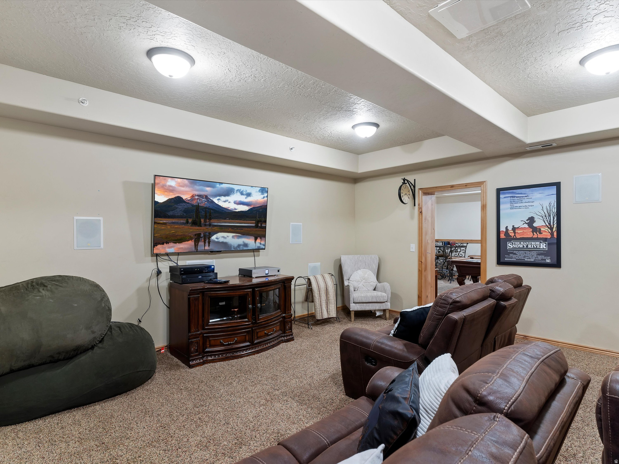 THE CASCADES AT MOOS - Residential