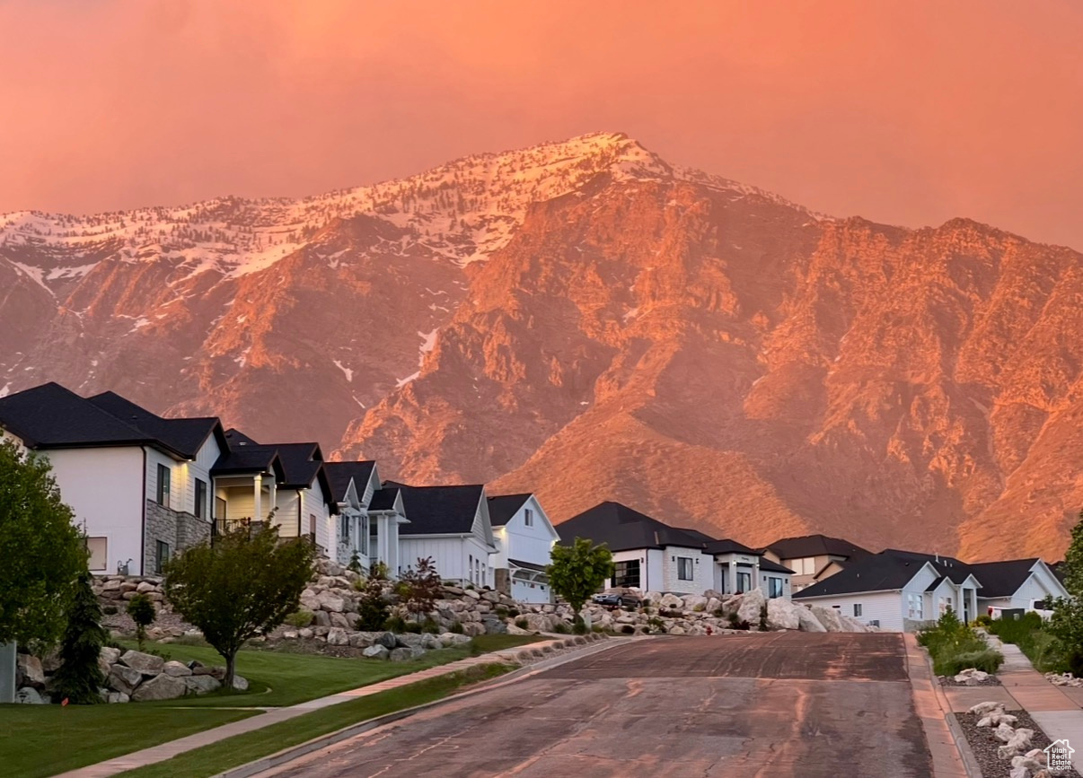 DEER CREST - Residential