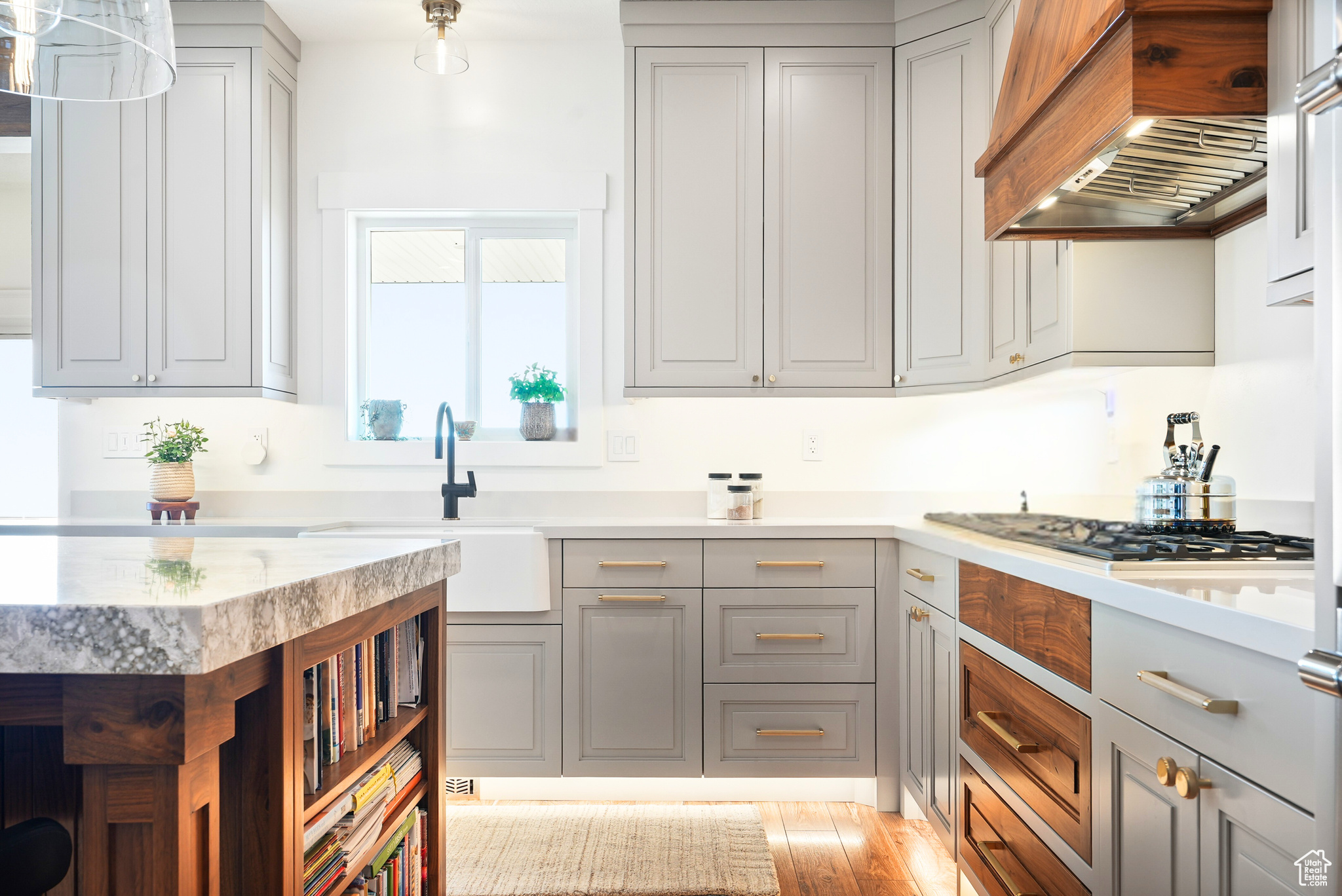 DEER CREST - Residential