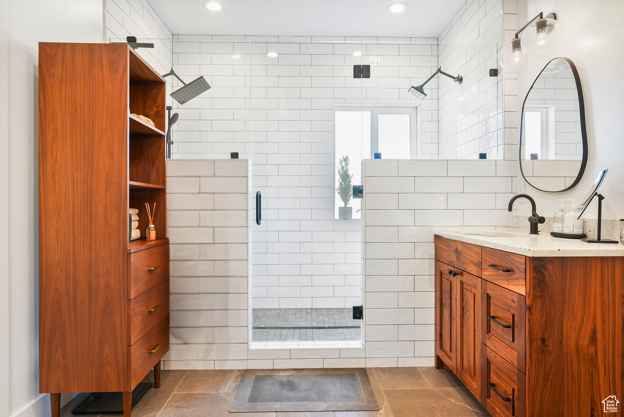 DEER CREST - Residential