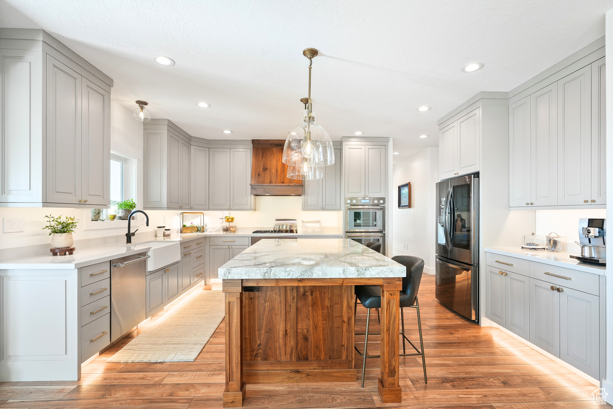 DEER CREST - Residential