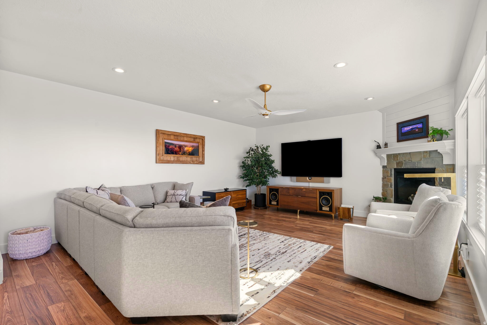 DEER CREST - Residential